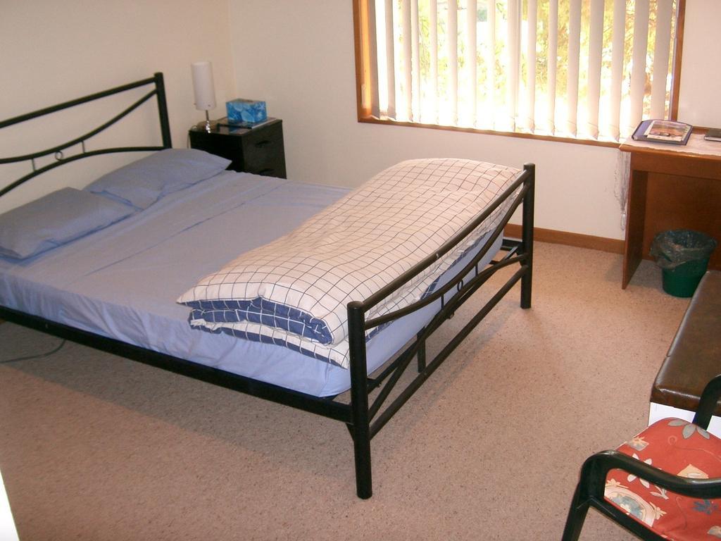 אליס ספרינגס Kathys Place Bed And Breakfast חדר תמונה