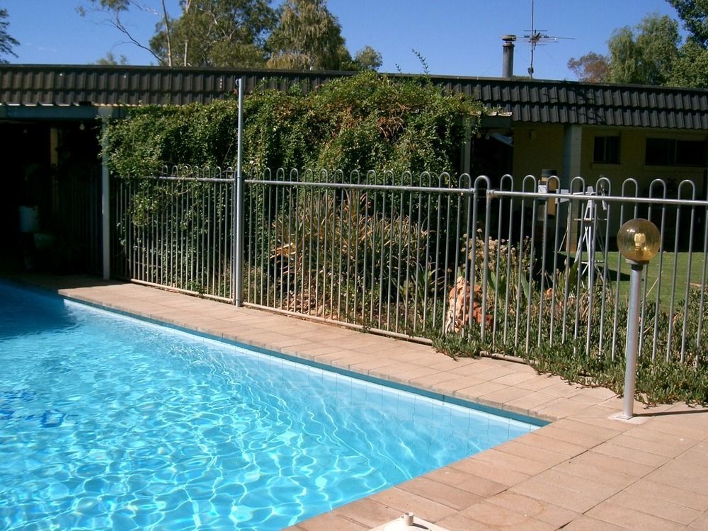 אליס ספרינגס Kathys Place Bed And Breakfast מראה חיצוני תמונה