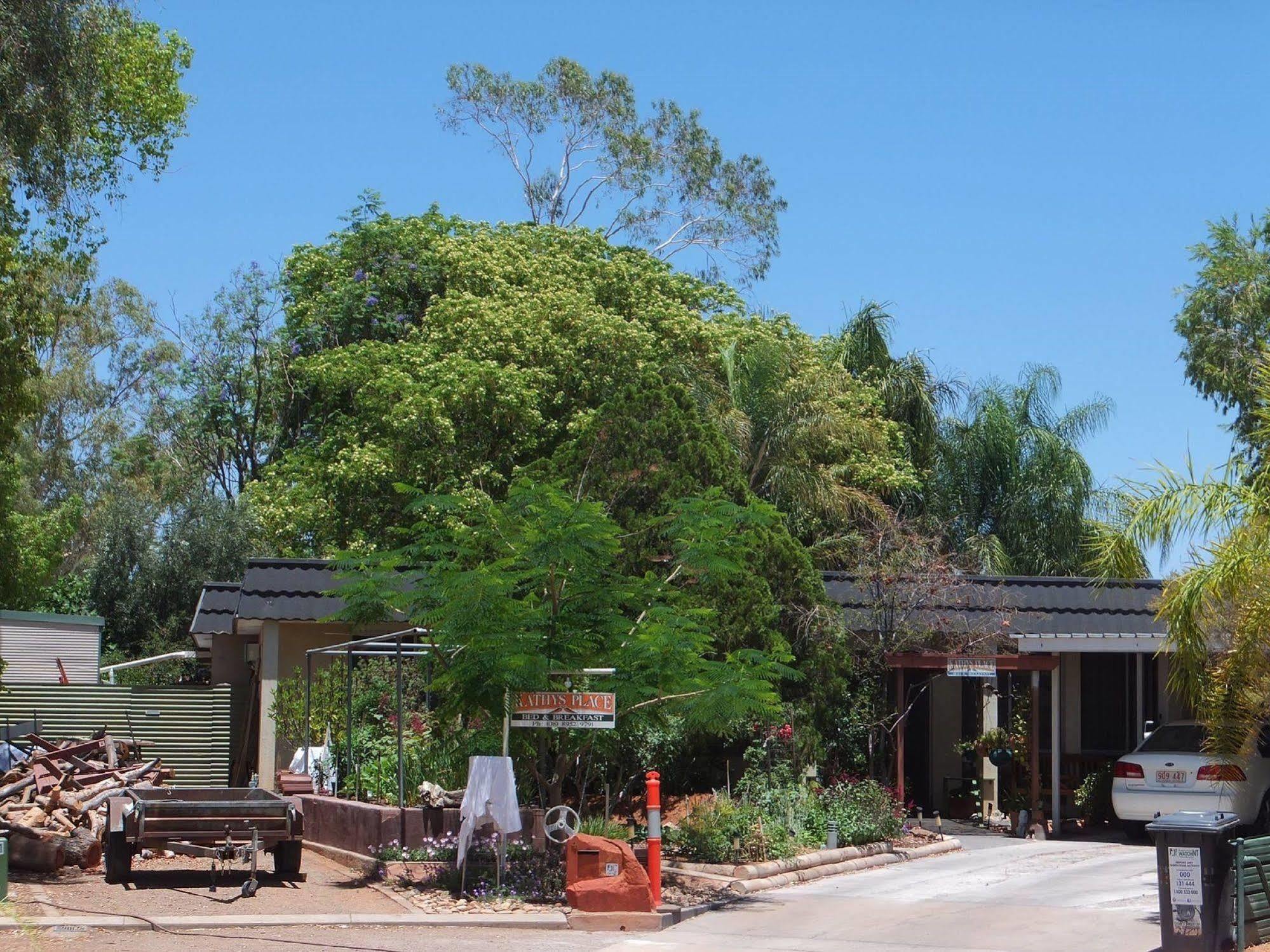 אליס ספרינגס Kathys Place Bed And Breakfast מראה חיצוני תמונה