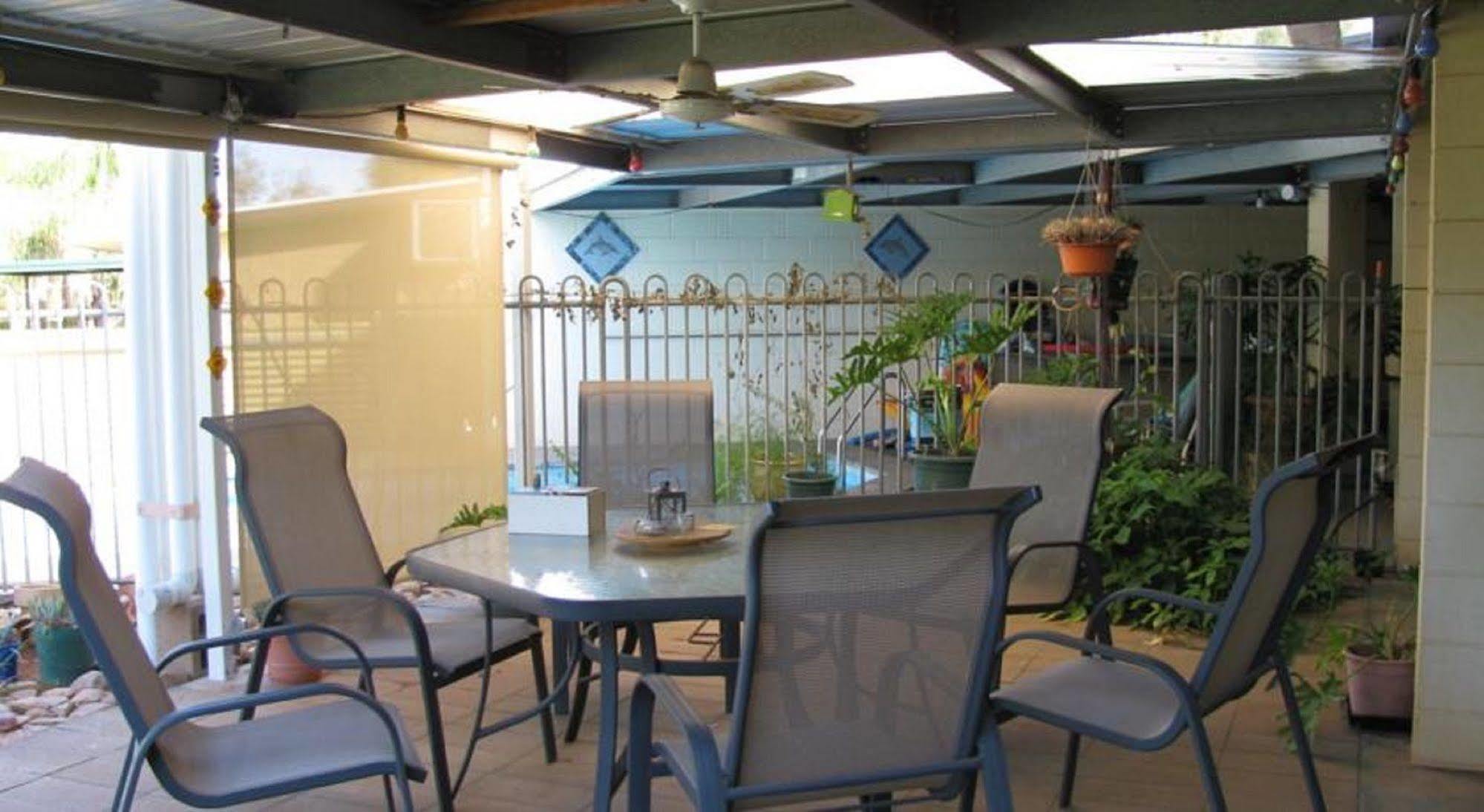 אליס ספרינגס Kathys Place Bed And Breakfast מראה חיצוני תמונה