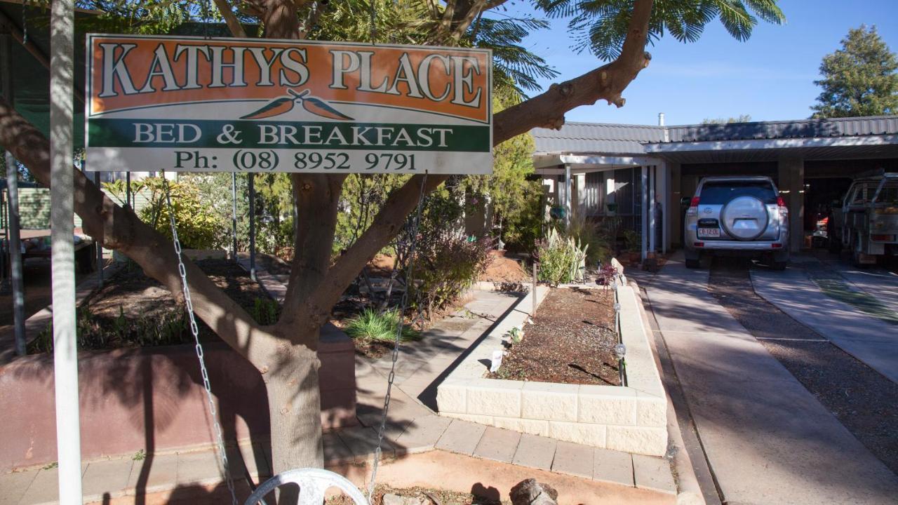 אליס ספרינגס Kathys Place Bed And Breakfast מראה חיצוני תמונה